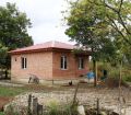   დევნილი ოჯახების საკუთრებაში არსებულ მიწის ნაკვეთებზე სახლების მშენებლობა მიმდინარეობს 