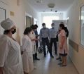 Сухуми вводит ряд ограничений; в Тбилиси считают, что ситуация под контролем – оценка эпидемиологов и властей