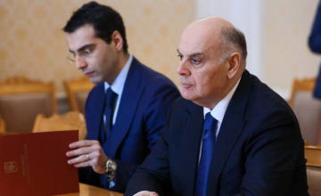 ასლან ბჟანიამ ინალ არძინბა თანამდებობიდან გაათავისუფლა