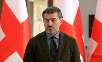 ყაველაშვილმა მაუწყებლობის შესახებ კანონში შემზღუდველ ცვლილებებსა და FARA-ს ხელი მოაწერა
