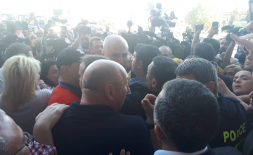 ნიკა მელიასა და სამეგრელოს პოლიციის უფროსს შორის სიტყვიერი დაპირისპირება მოხდა