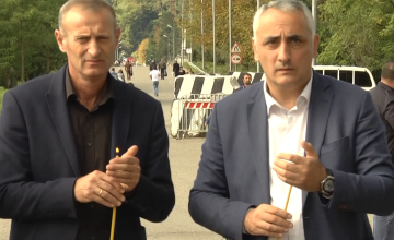  ენმ-მ აფხაზეთში დაღუპულ მებრძოლებს პატივი ენგურის ხიდზე მიაგო (ვიდეო)