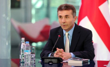 ივანიშვილი ზუგდიდის ბოტანიკურ ბაღსა და განმუხურის ბულვარზე საუბრობს