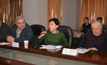 ენმ: ვინ გაუწია რეკომენდაცია მერიის თანამშრომელს, რომელმაც "ლენდოს" დააყაჩაღა