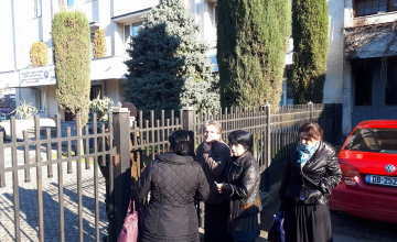 აფხაზეთიდან დევნილი: მოტყუებით წართმეული ბინის დაბრუნებას ვითხოვ (ვიდეო)