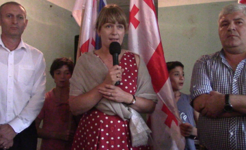 სანდრა რულოვსი სოფელ ურთის მოსახლეობას შეხვდა (ვიდეო)