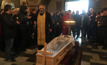 პატრიარქის კურთხევით ირაკლი კვარაცხელიას წესი აუგეს (ვიდეო)