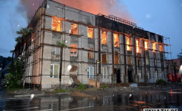 წალენჯიხაში ყოფილი ადმინისტრაციული შენობის ნაწილი დაიწვა