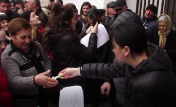 ზუგდიდში 144 დევნილ ოჯახს ბინების გასაღებები გადაეცა (ვიდეო)