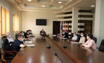 ზუგდიდის მერიამ სამი ნიჭიერი ახალგაზრდის ფინანსური ხელშეწყობის გადაწყვეტილება მიიღო
