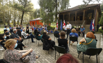 ალექსანდრე მოწერელია: "პედაგოგები ზრდიან თაობებს, რომლებმაც უნდა ააშენონ ძლიერი ქვეყანა, ამიტომაც მათი მისია საზოგადოების წინაშე დიდია"