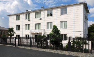 ზუგდიდის სასამართლომ არაადამიანურ მოპყრობაში ბრალდებული ორი პირი დამნაშავედ ცნო