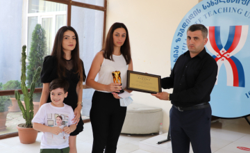 სტიპენდია საუკეთესო სტუდენტს ტრაგიკულად დაღუპული ზუგდიდელი სტომატოლოგის ოჯახისგან (ფოტო)