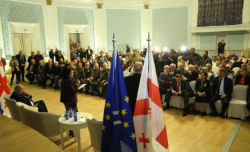 სალომე ზურაბიშვილმა ვეტერანებთან შეხვედრისას ავღანეთში დაღუპული ჯარისკაცების ხსოვნას პატივი მიაგო ®️