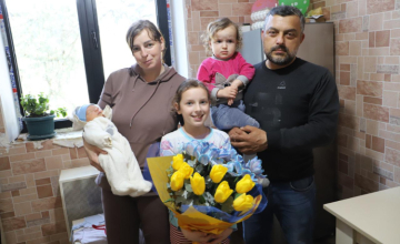 ომის შემდეგ უკრაინიდან მარტვილში ჩამოსულ წყვილს შვილი შეეძინა
