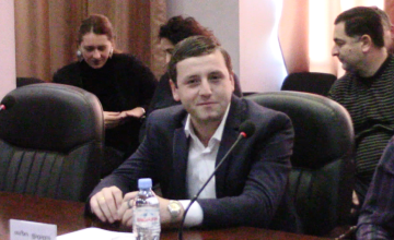 საკრებულომ თაზო ფაცაციას უფლებამოსილება ცნო (ვიდეო)