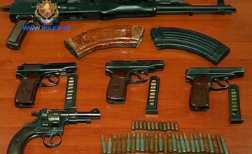 მესტიაში იარაღის უკანონო შეძენა-შენახვის ბრალდებით ერთი პირი დააკავეს