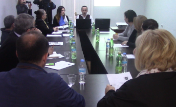 საია: დევნილთა ახალ დასახლებებში წყლისა და ნესტის პრობლემაა (ვიდეო)