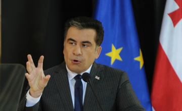 სააკაშვილი გოგიაზე: ეს ნაგავი თავისით არ გადამდგარა