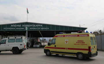 Открытие границы и туристический сезон в Абхазии и новая вспышка коронавируса в Местии
