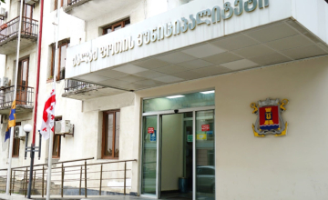 2022 წელს ფოთის საკრებულოს 35 წევრიდან სიტყვით გამოსვლის უფლებით არ უსარგებლია 11 წევრს - TI