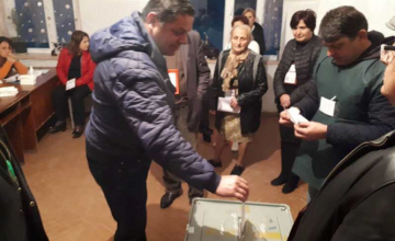 სოფელ ყულიშკარში კენჭისყრა დარღვევების გარეშე დაიწყო
