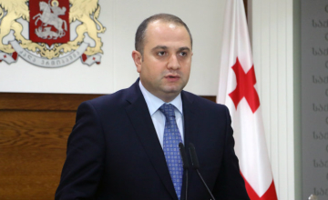 "ეს არის მცდელობა, შავი თეთრად წარმოაჩინონ" - ირაკლი ჩიქოვანი სააკაშვილის ჯილდოზე