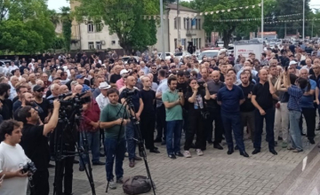 ოჩამჩირეში „აპარტამენტების“ შესახებ კანონი ისევ გააპროტესტეს