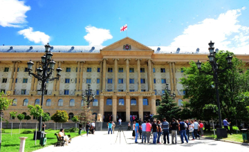 ე.წ. კორტების სპეცოპერაციის საქმეზე დაკავებული რიგითი სპეცრაზმელები პატიმრობიდან გათავისუფლდნენ