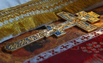 დღეს ჯვრის თაყვანისცემა აღინიშნება