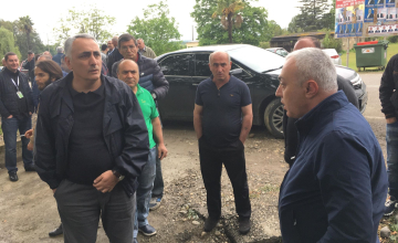 ცაცხვის საარჩევნო უბნის გარეთ მცირე ინციდენტი მოხდა