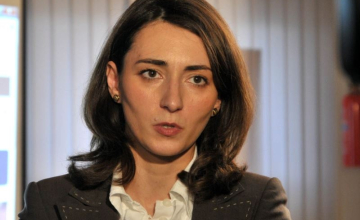 ეკა გიგაური მთავარი პროკურორის გადადგომას ითხოვს