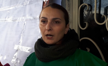 საარჩევნო უბნის კომისიის წევრი: მოქალაქე აკუწვით გვემუქრება (ვიდეო)