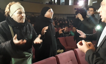 გარემოვაჭრეები აქციების გაგრძელებას პარლამენტის შენობასთან გეგმავენ (ვიდეო)