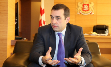 ირაკლი ალასანია: ჩვენ ისევ არ მოგვწონს ის, რაც არ მოგვწონდა სამი წლის წინ