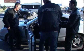 4 პირი 1,6 მილიონამდე გადასახადების დამალვისთვის დააკავეს