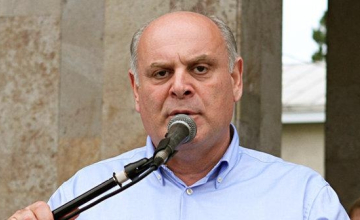 აფხაზური ოპოზიცია სოჭში ასლან ბჟანიას დაკავების შესახებ იუწყება