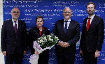 ქალაქის მერმა საფრანგეთის ელჩი მიიღო