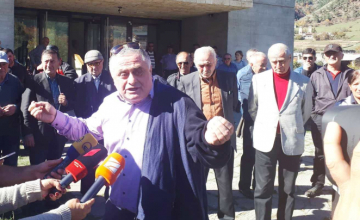 ვიქტორ ჯაფარიძე მესტიაში: ესენი გვამებს არიან მიჩვეულები და გვამს ელოდებიან (ვიდეო)