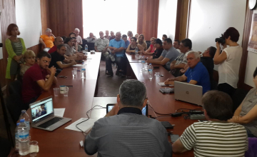 „განვითარების შეფერხება“ - დისკუსია თვითმმართველი ქალაქებისთვის სტატუსის შესაძლო გაუქმებაზე (ვიდეო)