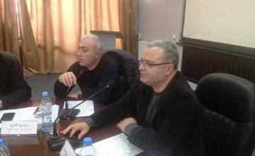 ზუგდიდის მერი დეპუტატს: უზრდელი ხართ და საკრებულო ცირკი ნუ გგონიათ