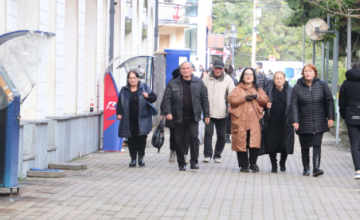 მაღალი ფასები, უმუშევრობა, ქვეყნიდან ემიგრაცია - სამი ყველაზე მნიშვნელოვანი პრობლემა ISSA-ს კვლევის მიხედვით