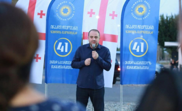 ირაკლი ჩიქოვანი მოსახლეობას საოკუპაციო ხაზთან მდებარე სოფელ ხურჩასა და კოკში შეხვდა