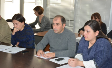 მერიასა და საკრებულოს ხელფასების საკითხს კომისიის სხდომაზე დაპირისპირება მოჰყვა 