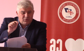 ლაშა დამენია: ზუგდიდის საკრებულომ ბიუჯეტს 500 ათასი ლარი დაუკარგა (ვიდეო)