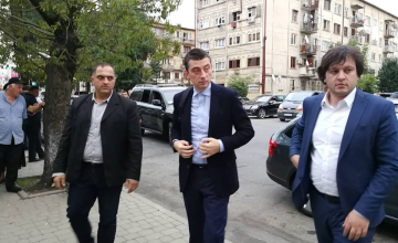 მთავრობის წარმომადგენლები ზუგდიდის გამგეობის ყოფილ თანამშრომლებს შეხვედრას დაპირდნენ
