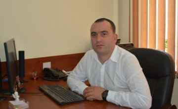ზუგდიდის მერიის მაღალჩინოსანი თენგო ქობალია, სავარაუდოდ, დააკავეს