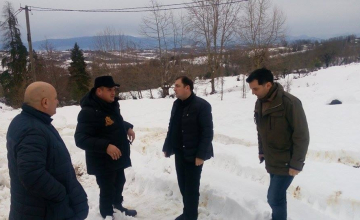ცენტრალური მთავრობა რეგიონში მიმდინარე სამუშაოებს ადგილზე ეცნობა (ვიდეო)