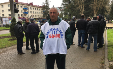 მესტიიდან თბილისამდე - ერთი კაცის აქცია (ფოტო)