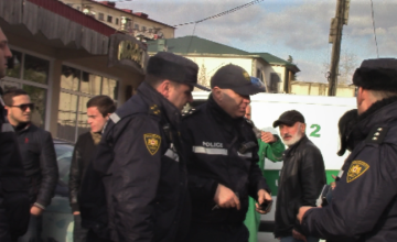 ზუგდიდში მოქალაქესა და საპატრულო პოლიციას შორის ინციდენტი მოხდა (ვიდეო)